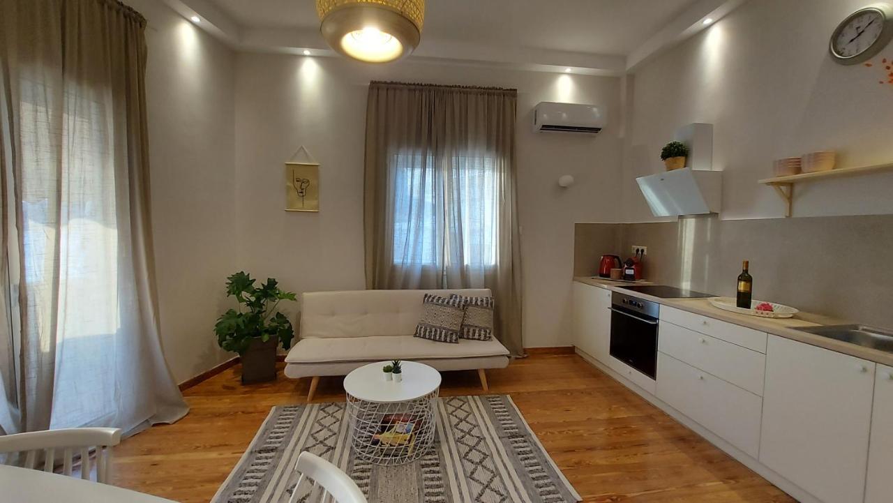 Onar Beachfront Residence,