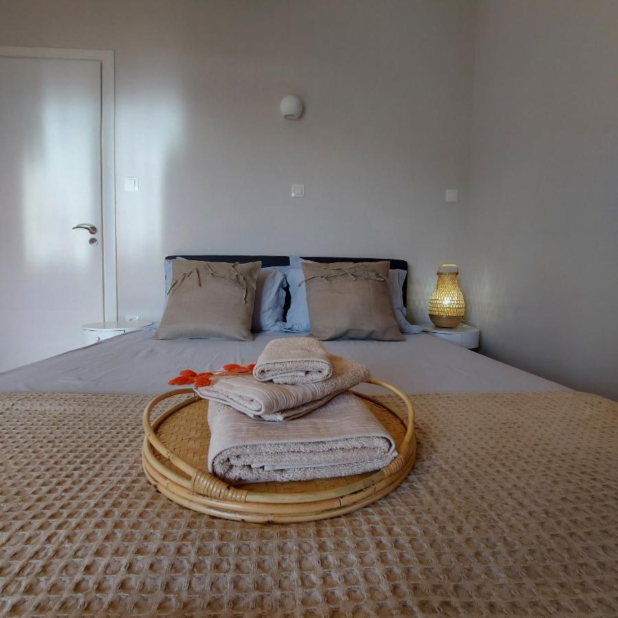 Apartment Onar Beachfront Residence,