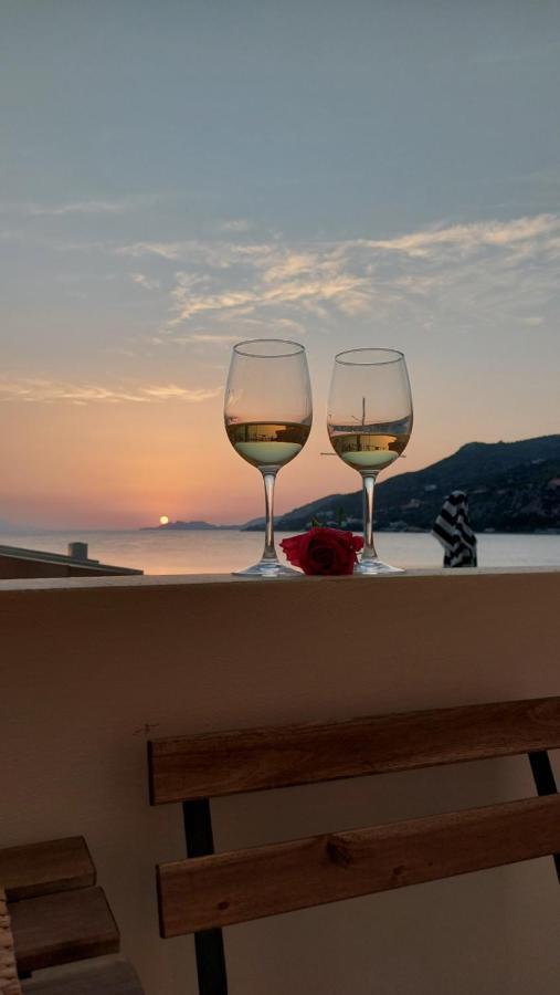 Onar Beachfront Residence,